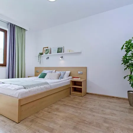 Mikroklimat Przy Plazy - Las, Cisza, Blisko Centrum,